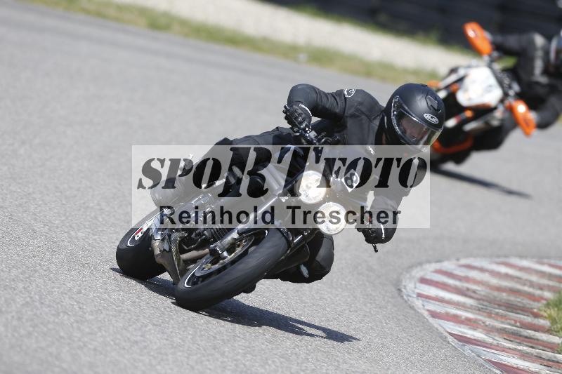 /Archiv-2025/09 22.04.2025 Cornu Master School ADR/gruen-vert/8